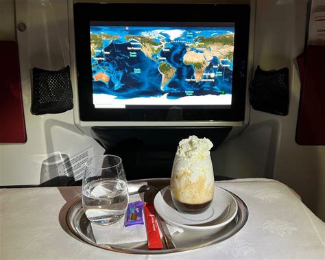 Review: Austrian Business Class 777 (ORD.
